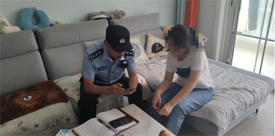 她正在中考,怎么发的QQ?