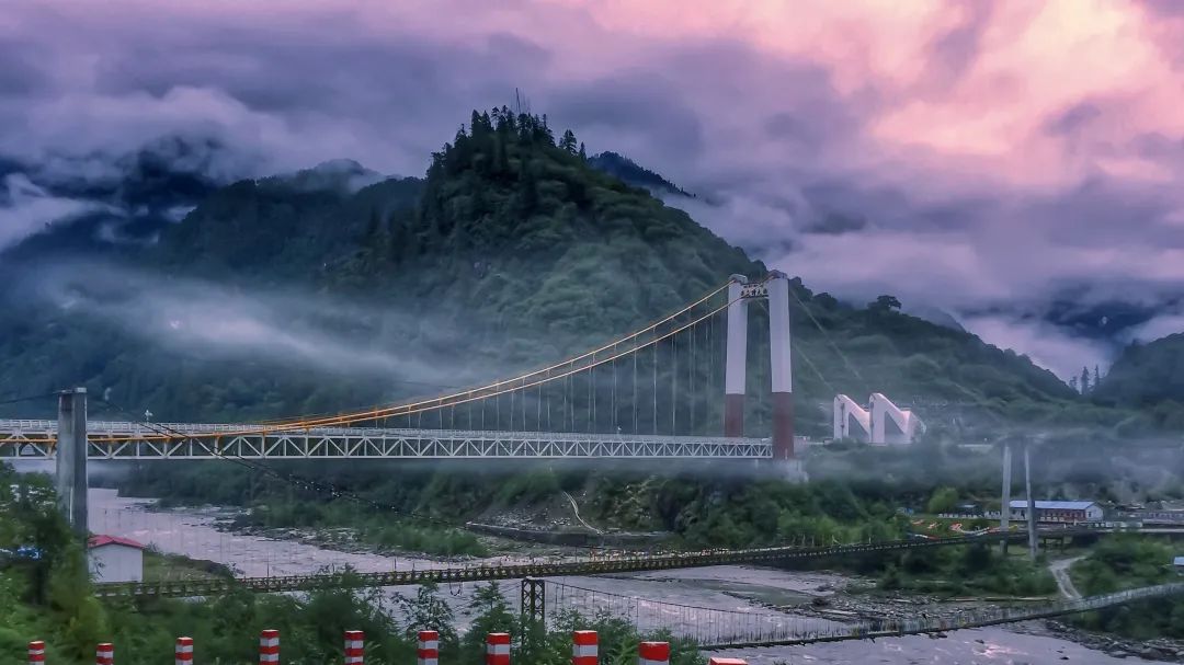 318最美川藏线之海螺沟冰川公园,稻城亚丁和泸沽湖旅游攻略