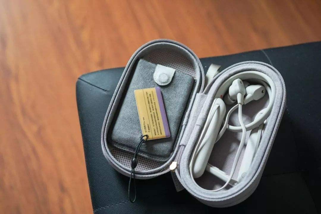 索尼头戴式耳机wi-1000xm2,真无线耳机