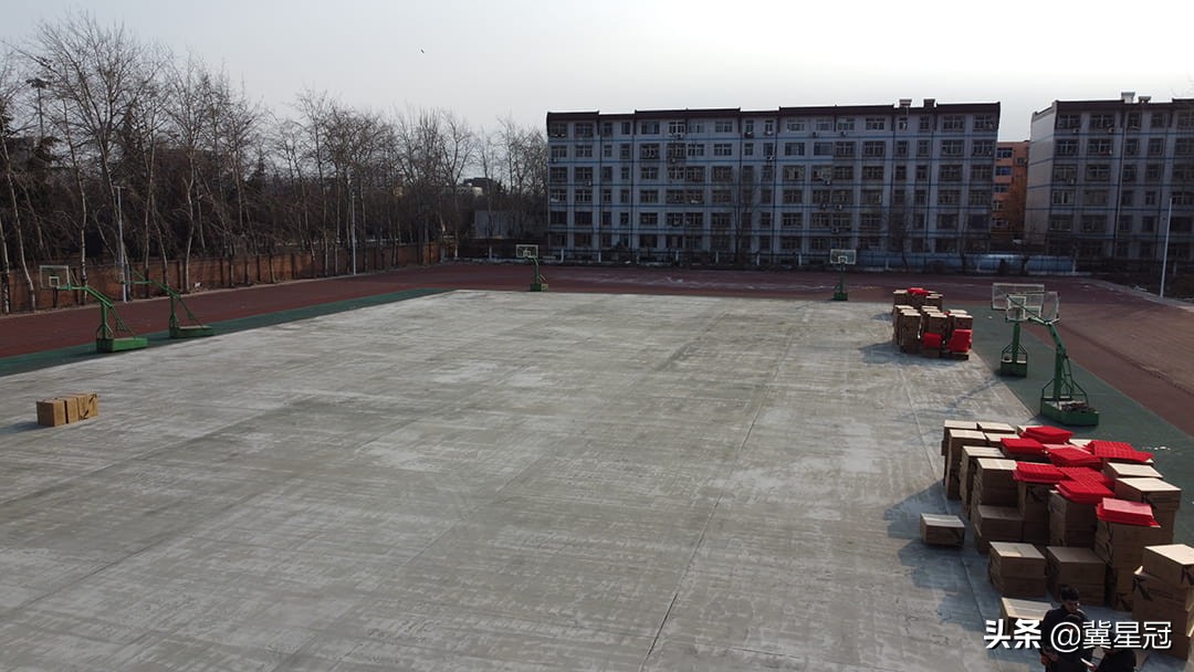 悬浮地板篮球场施工,悬浮地板篮球场画线