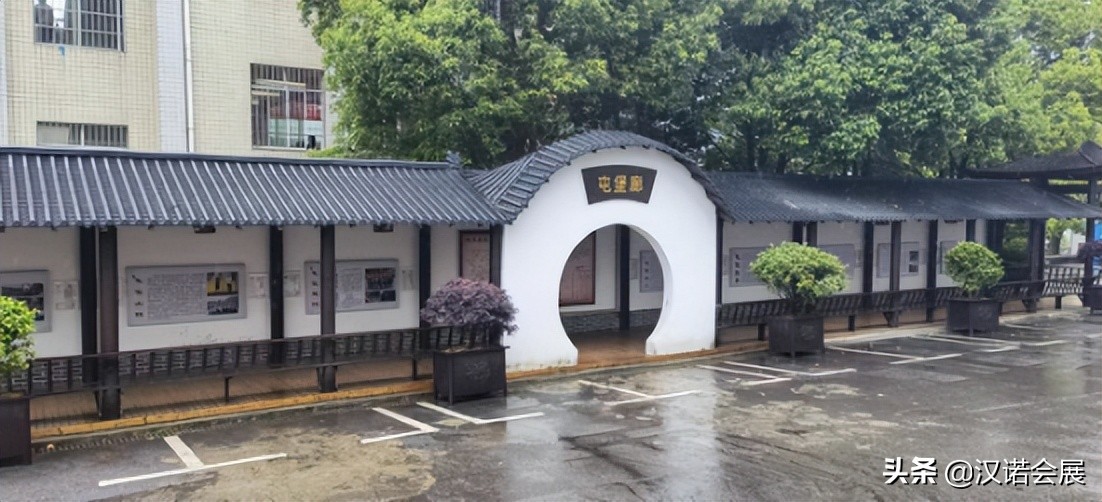 公司新闻I汉诺会展策划团队一行旧州中学交流