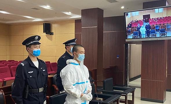 共犯的处罚根据共犯独立性,比较共犯从属理论和共犯独立理论