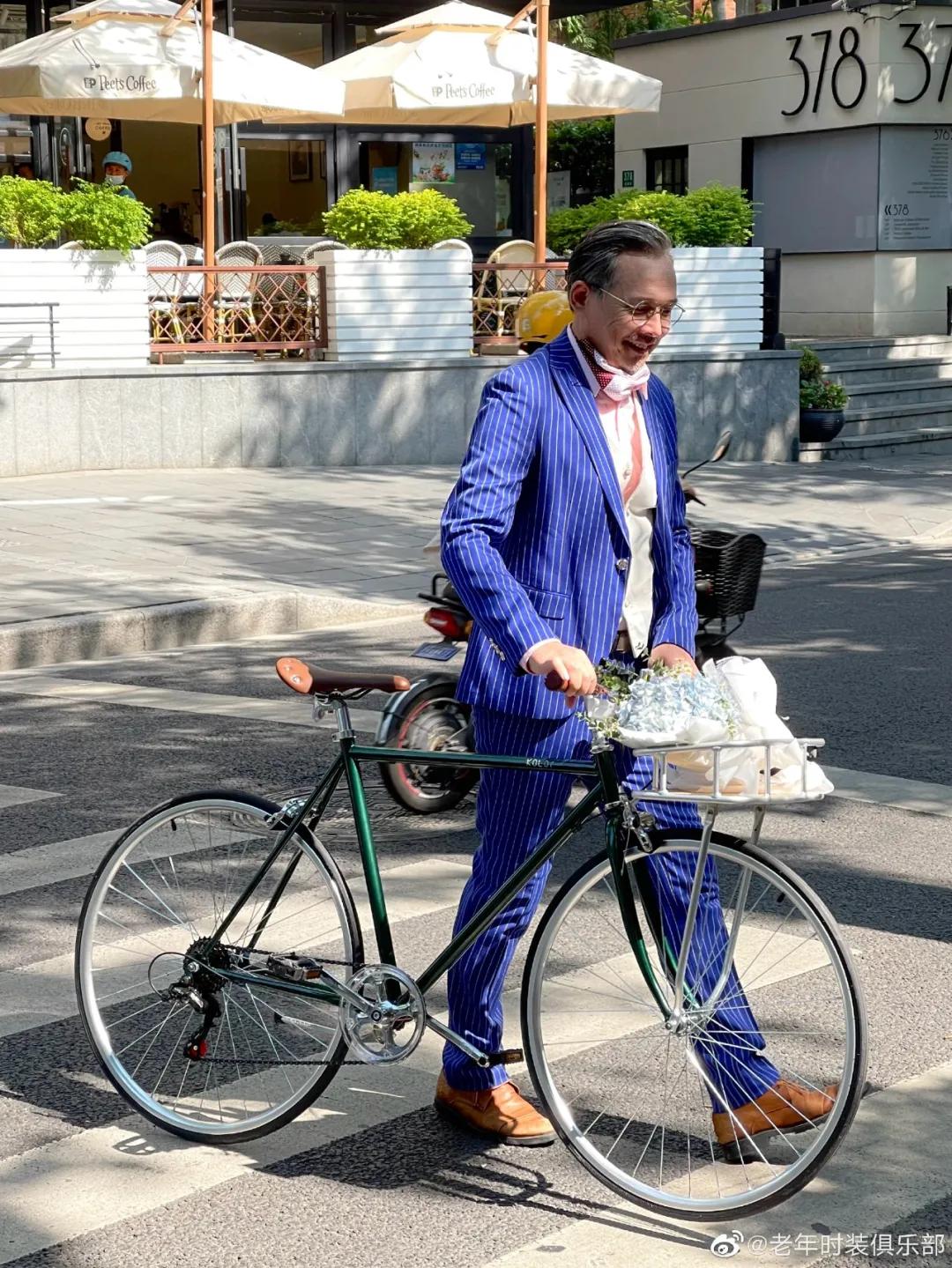 抖音里不敢点赞的女明星,上海最显年轻的网红