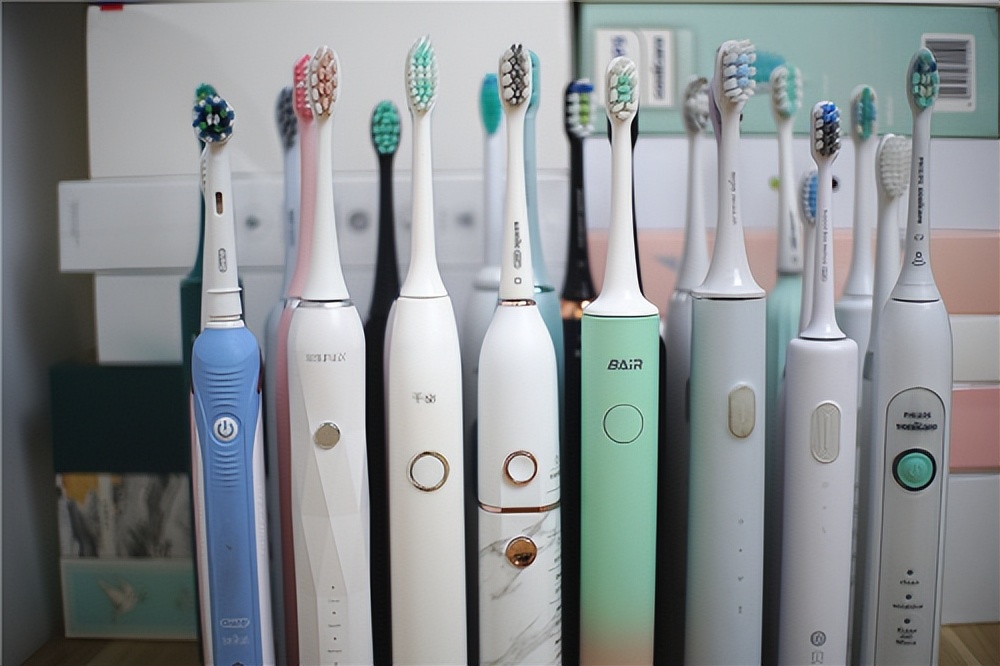 扉乐电动牙刷哪款比较好,扉乐电动牙刷和飞利浦6730