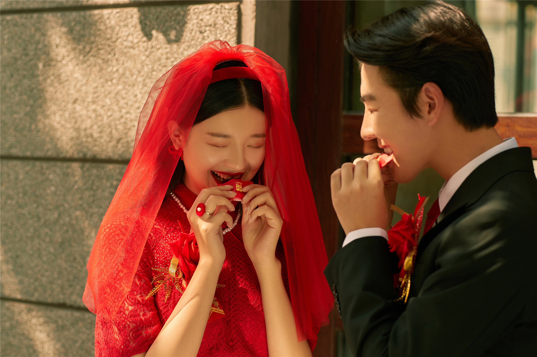 在青岛拍摄婚纱照需要什么动作,海边拍婚纱照拍摄教程