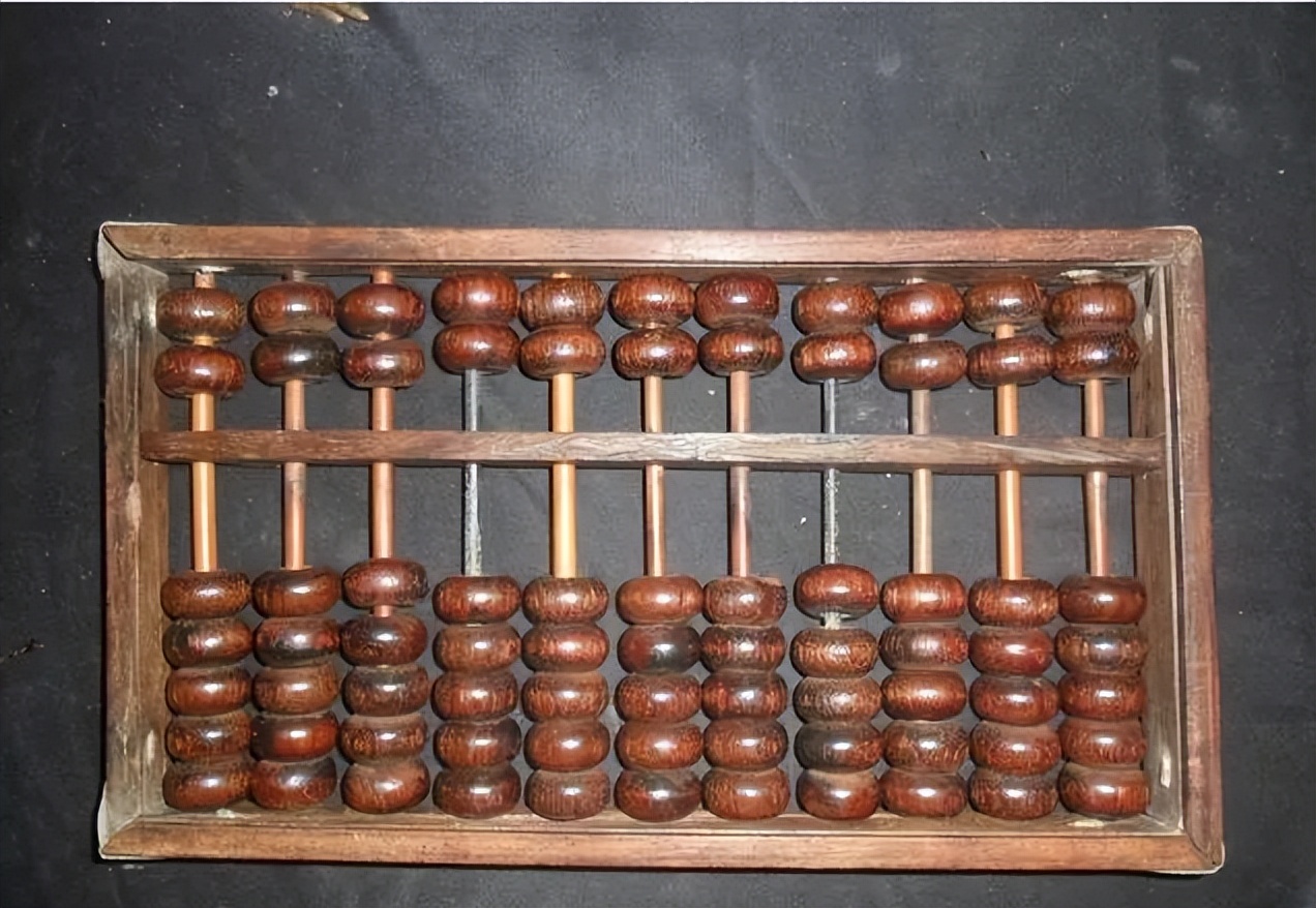 老算盘价值不菲吗,普通老算盘有收藏价值吗