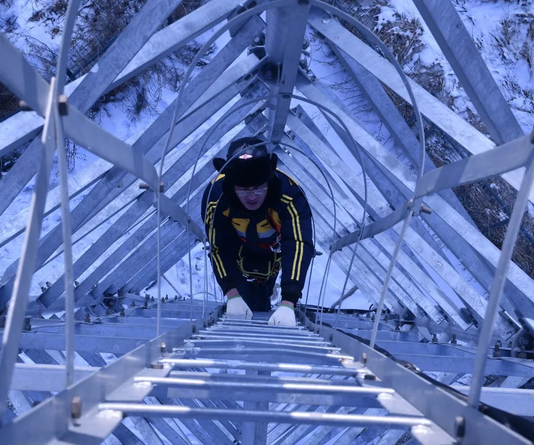 铁路上岗证和职称证,铁路各个工种要考的技能证