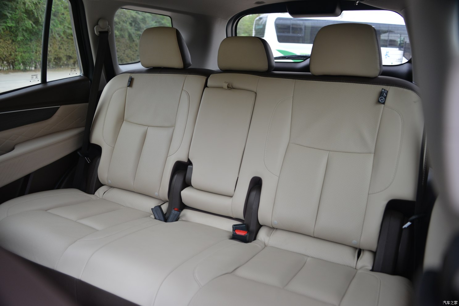 日产帕拉丁试驾视频,日产帕拉丁试驾