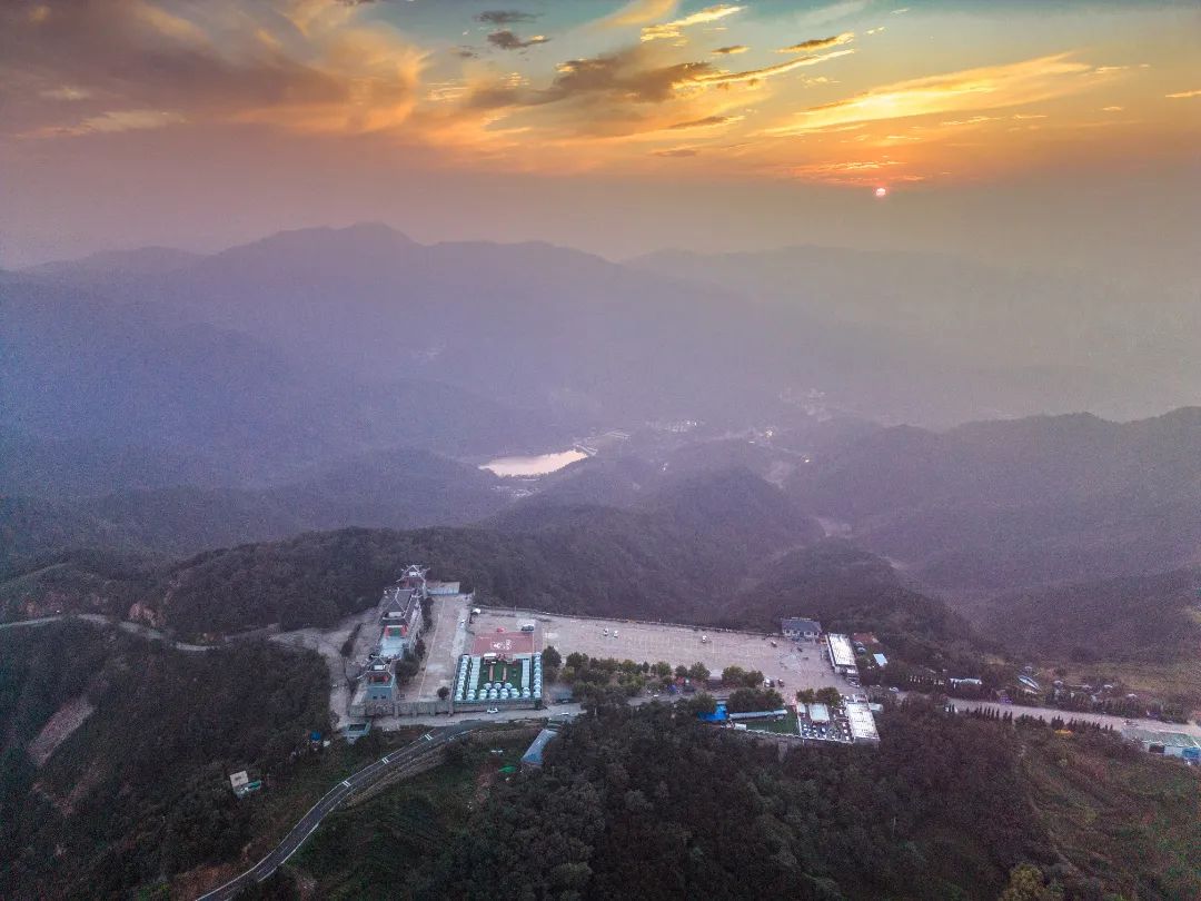 济南元素再一次火爆“出圈”！省长推介的诗意济南是什么样子的？