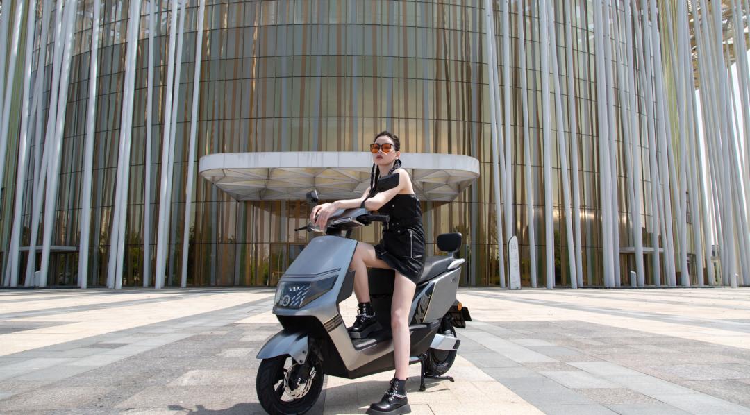爱玛和雅迪电动车哪个续航更远,电动车雅迪和爱玛更耐用