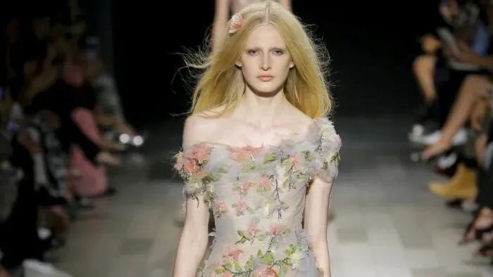 40岁之前为生活挣钱,40岁实现经济自由