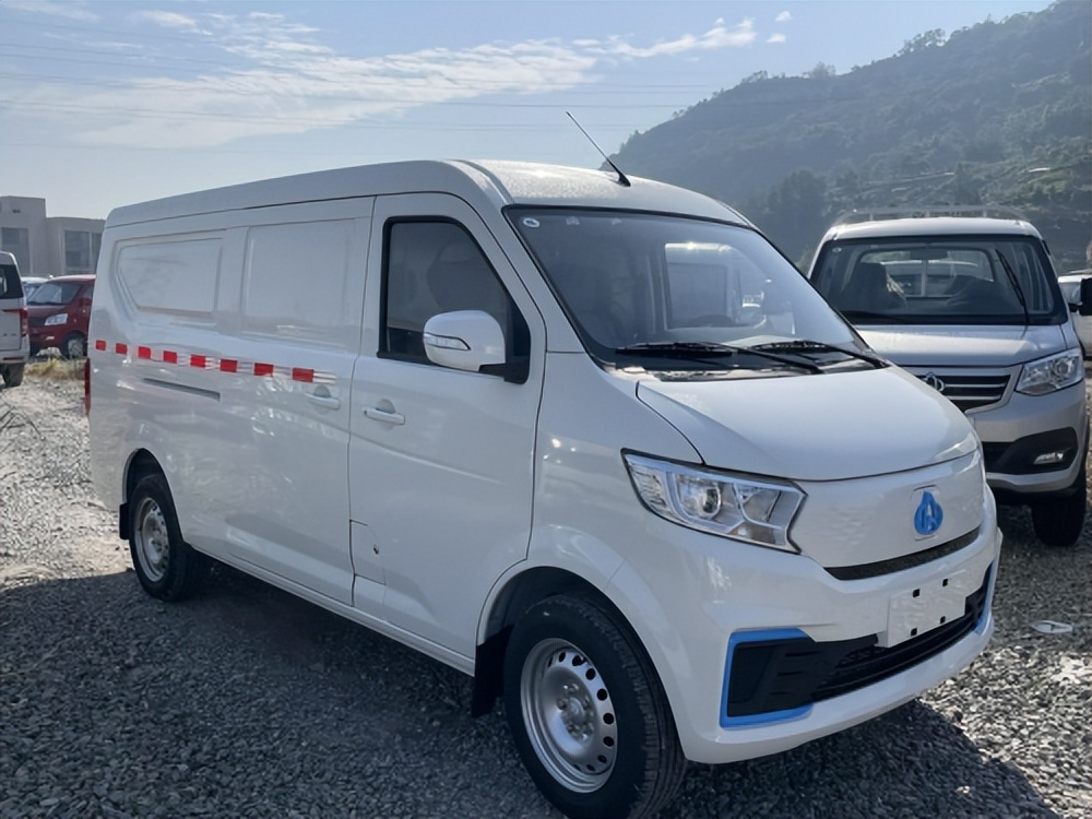 长安微客v5,长安跨越星v5ev五座对开门