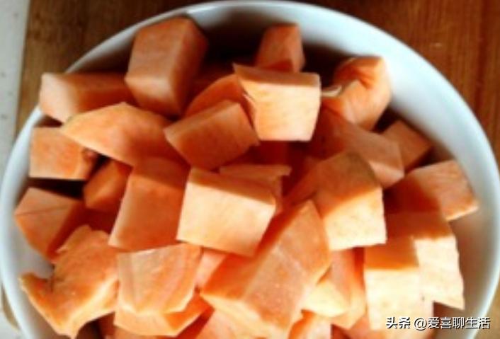 眼睛干涩要吃什么食物比较好,专业保护眼睛干涩的神奇食物