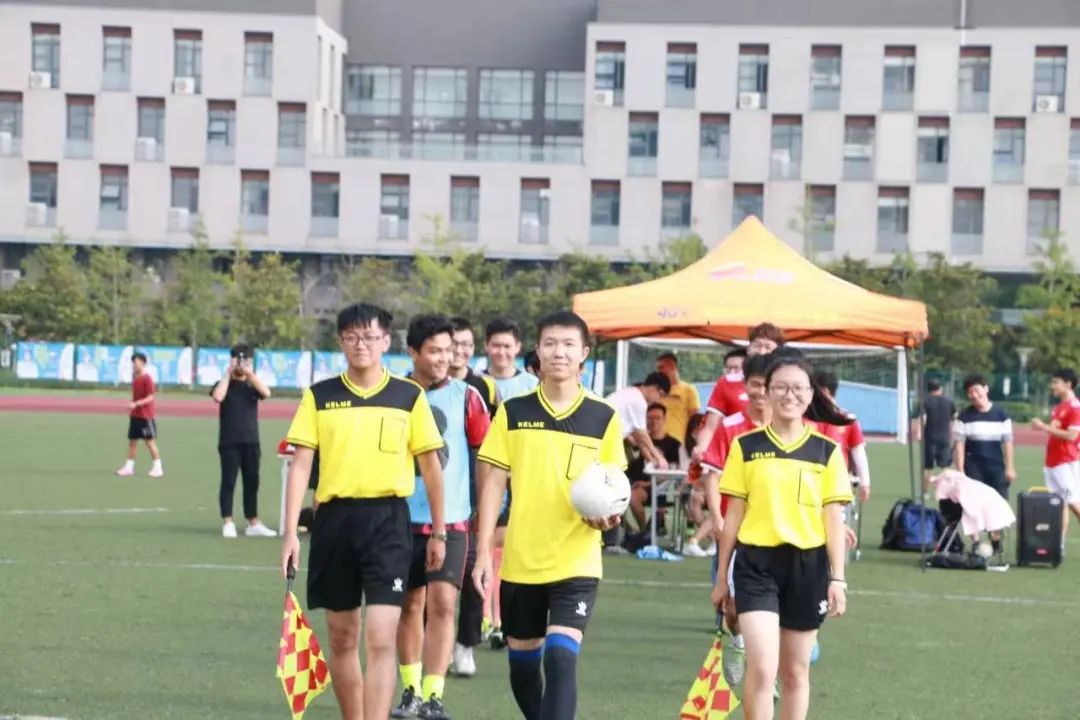 足球女孩丨弗吉尼亚大学徐文心：我和足球，从阁楼到世界