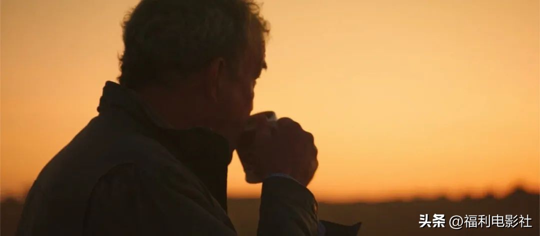 英国老汉开*博兰**基尼种地，一年才赚144英镑，把全世界观众整乐了