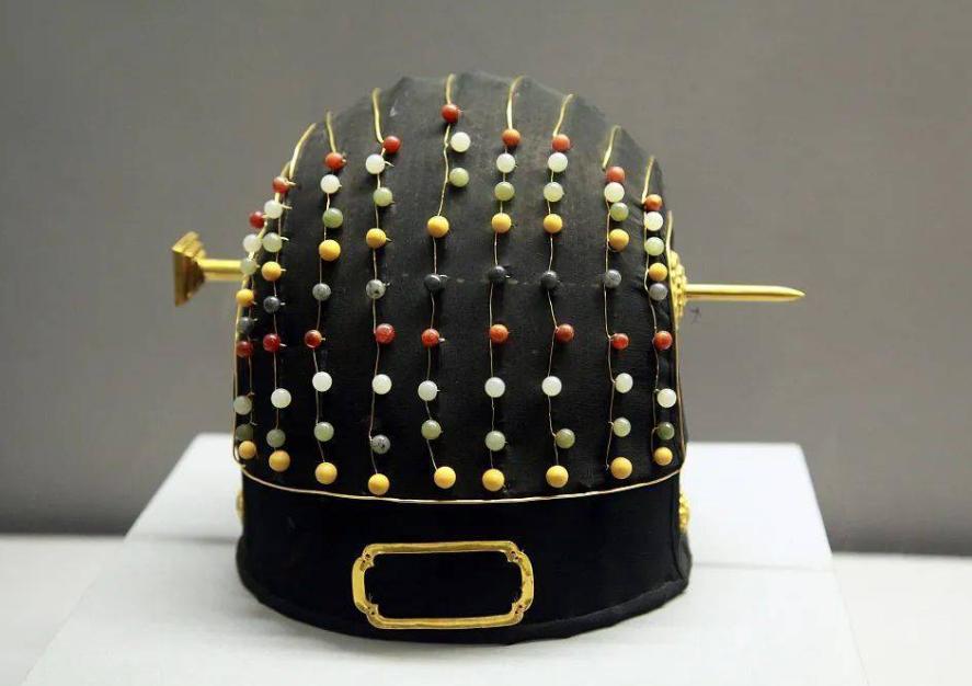 中国帽子的演变史叫什么名字,中国帽子的起源演变