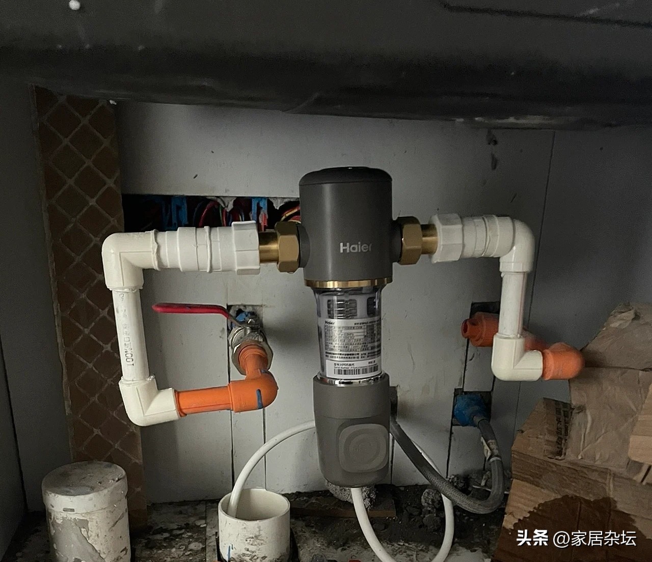 买个热水器安装费居然花了900多,安装热水器为啥超出那么多费用