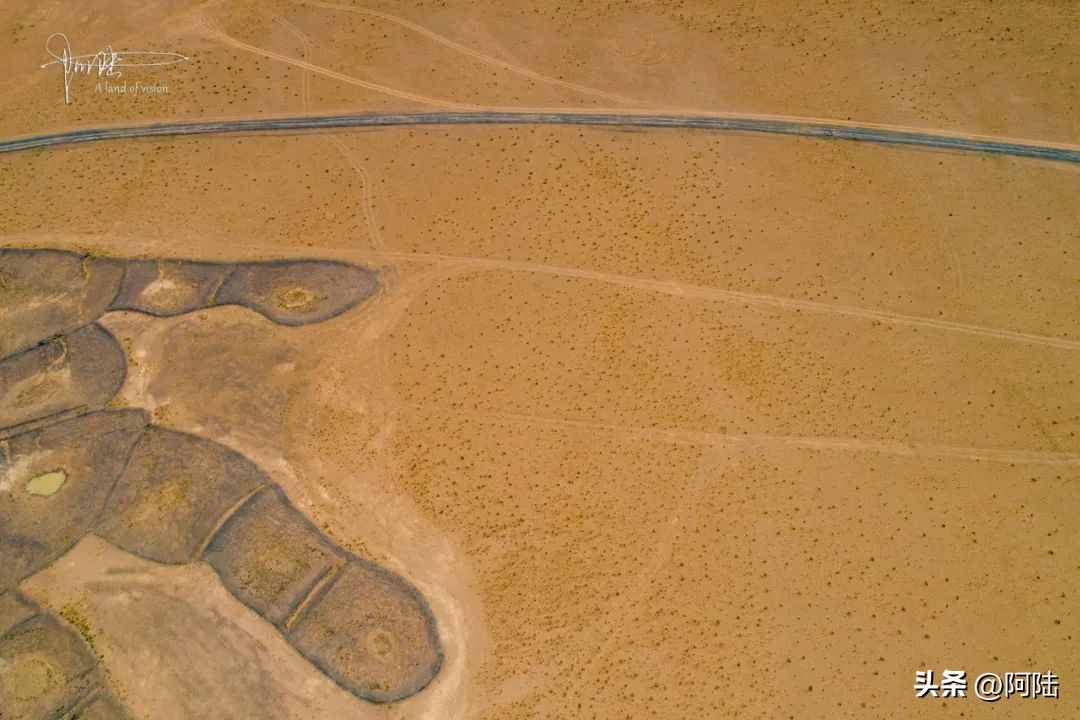 如来神掌自然景观,二连浩特如来神掌实景