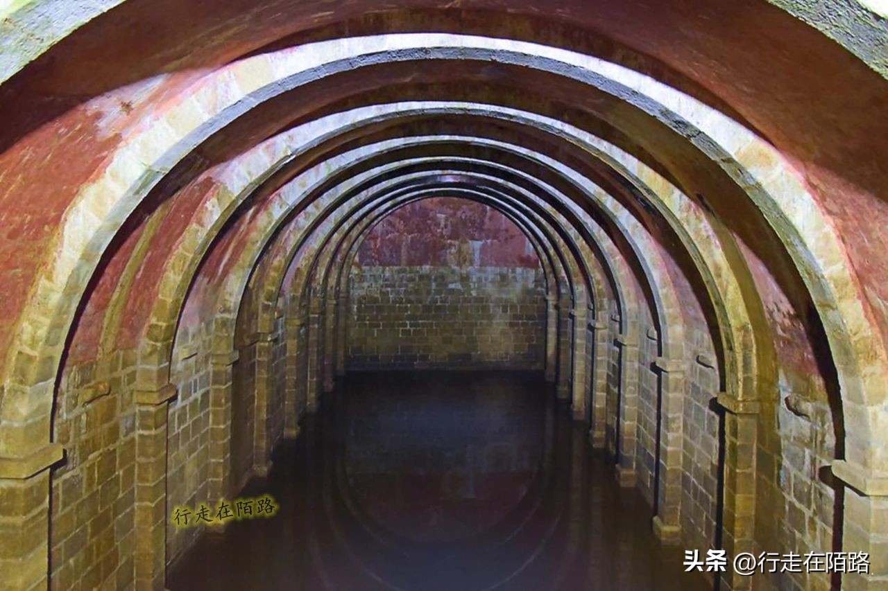 欧洲防御最强城堡,欧洲历史上最坚固的堡垒