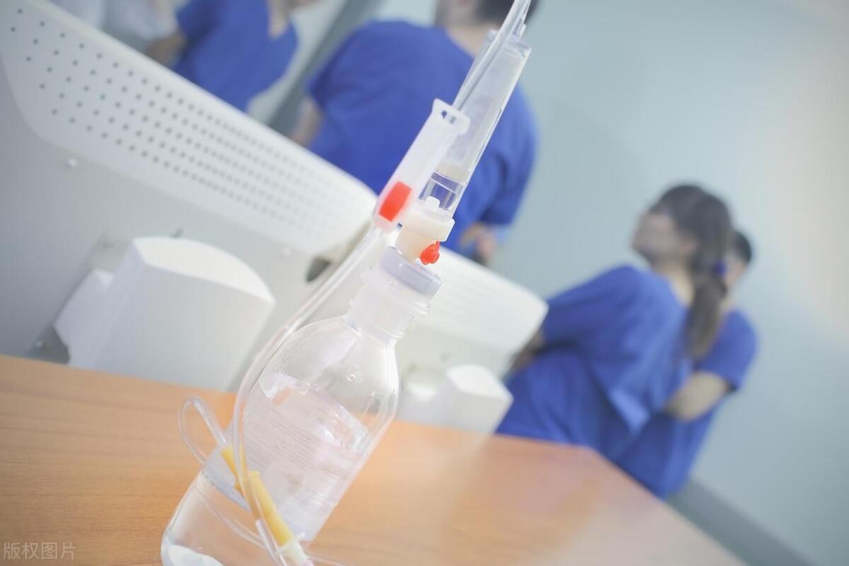 法律科普：低热患者，门诊输液死亡谁应该负责？