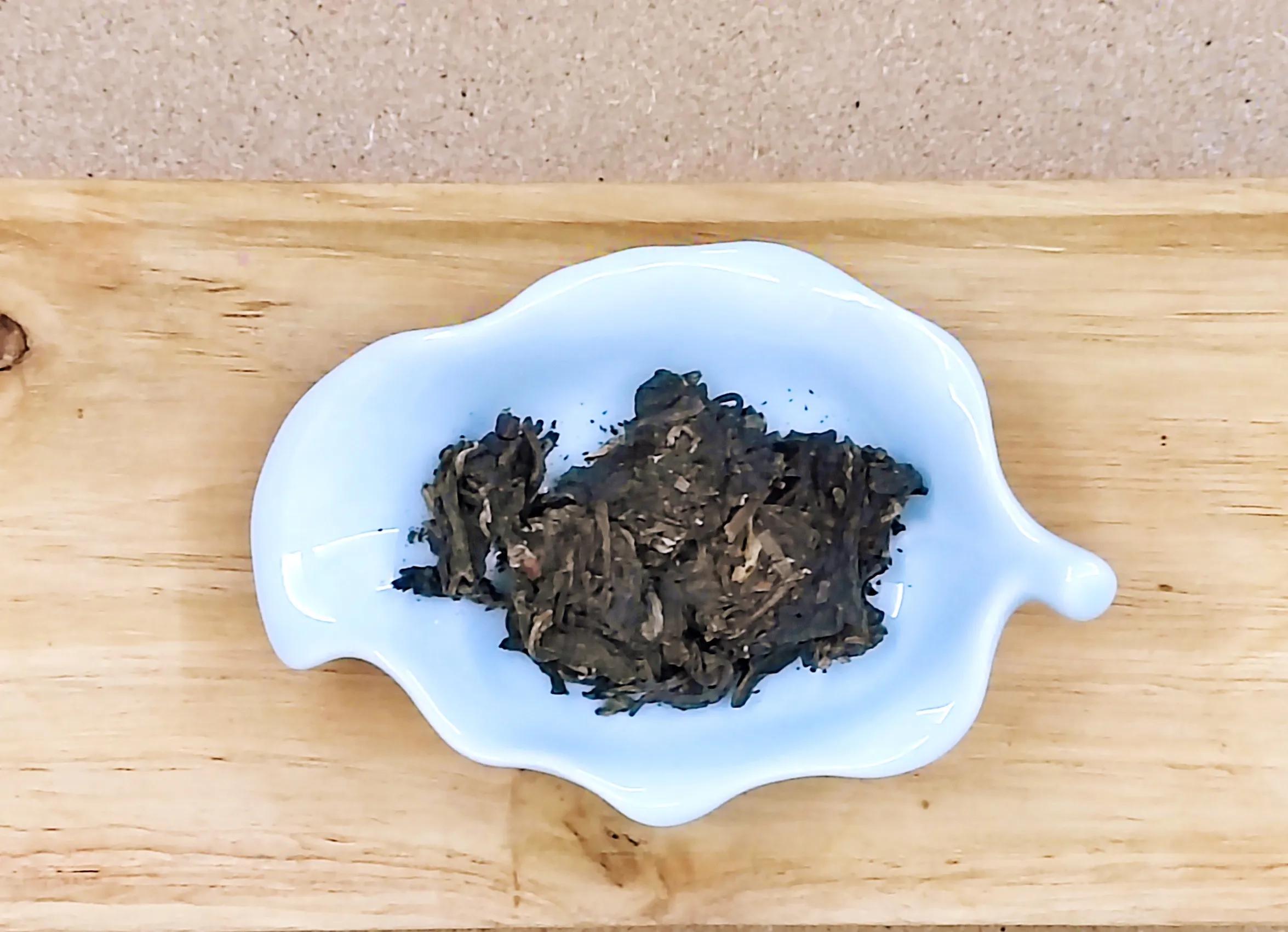 班章贡沱熟茶什么口感,最正宗的陈年老班章茶口感