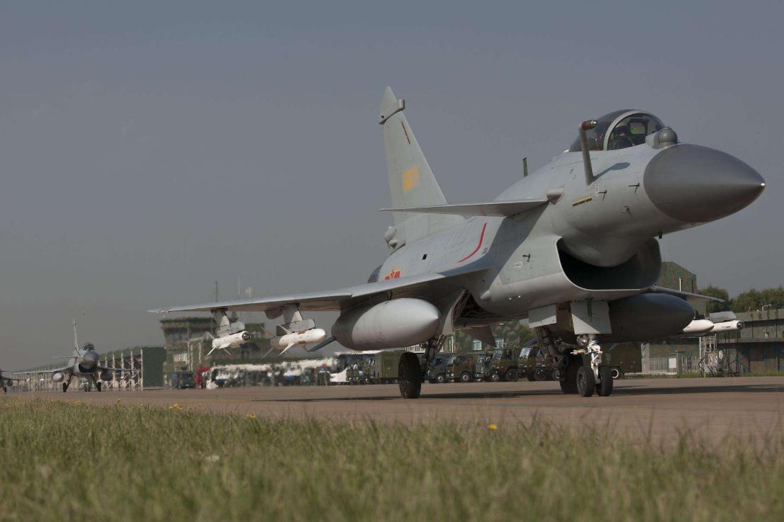 美媒公布世界军力排名,中国空军和印度空军实力对比