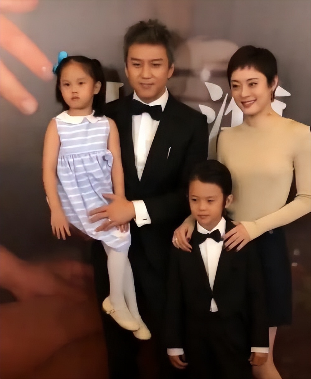 闷声发财财不外漏,闷声发财鲜为人知