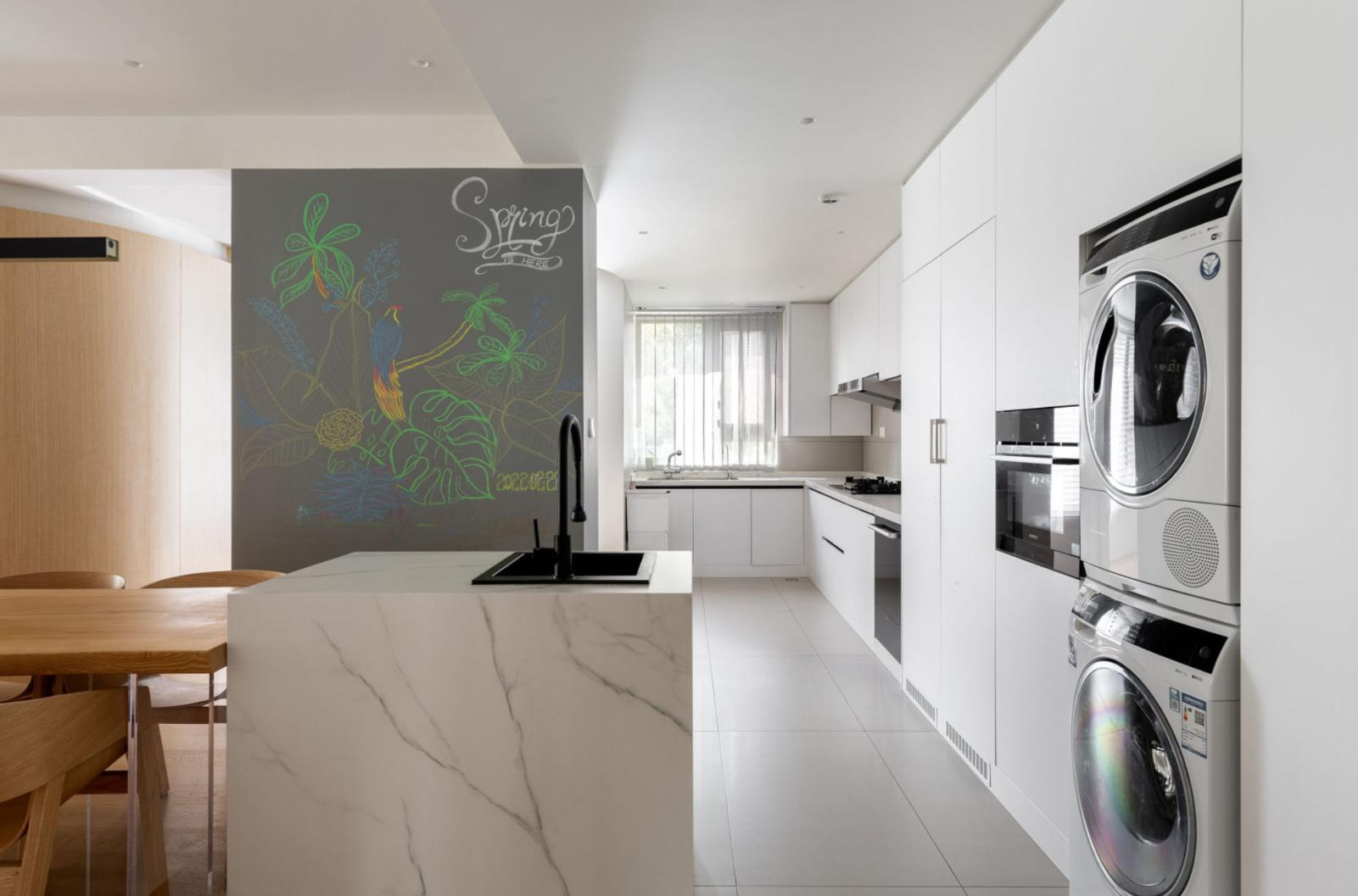 在家里自己造一个好玩的游乐园,儿童房树屋设计在家就是游乐场