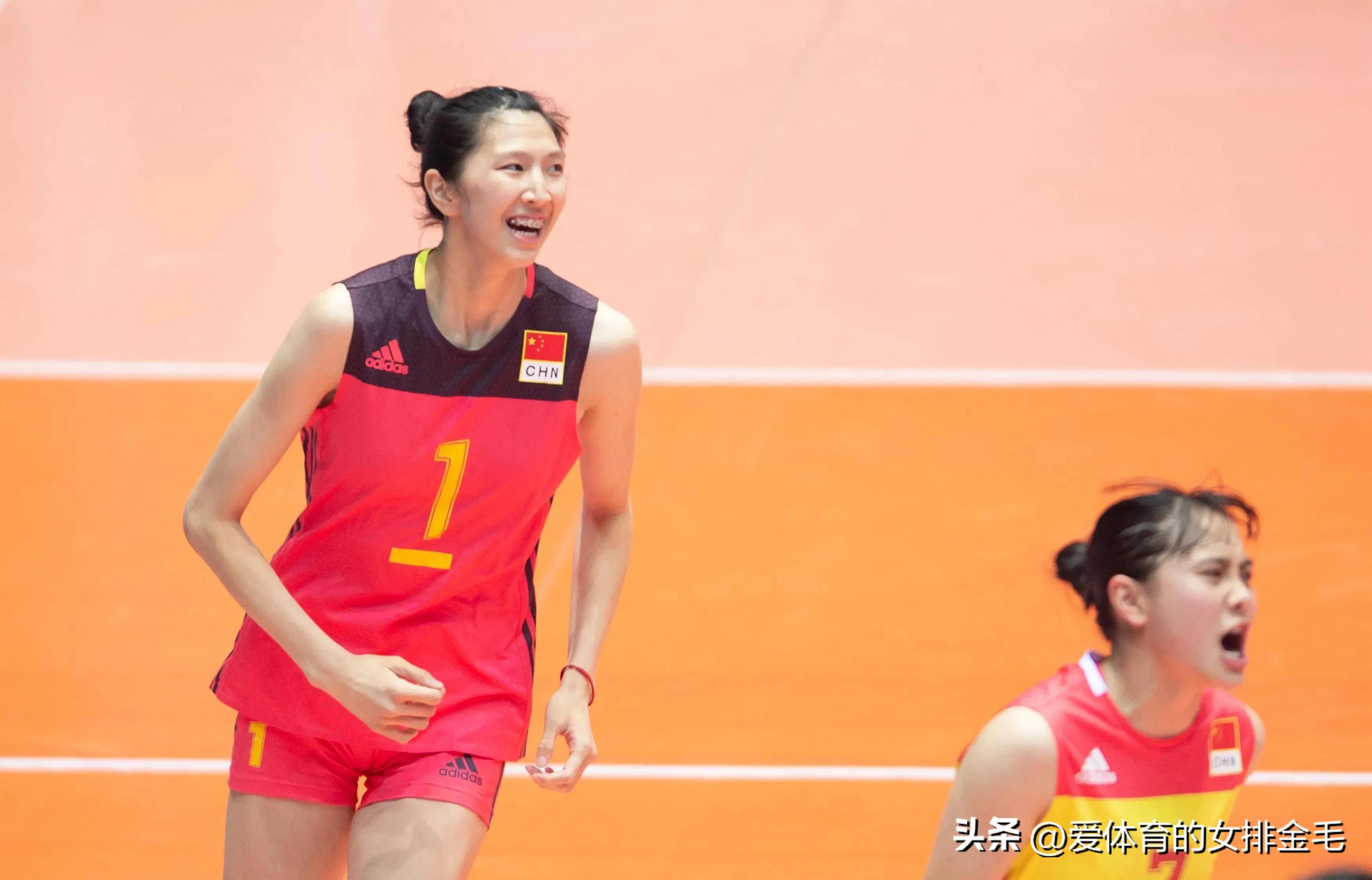 女排二队双子星,江苏队女排双子星张常宁龚翔宇