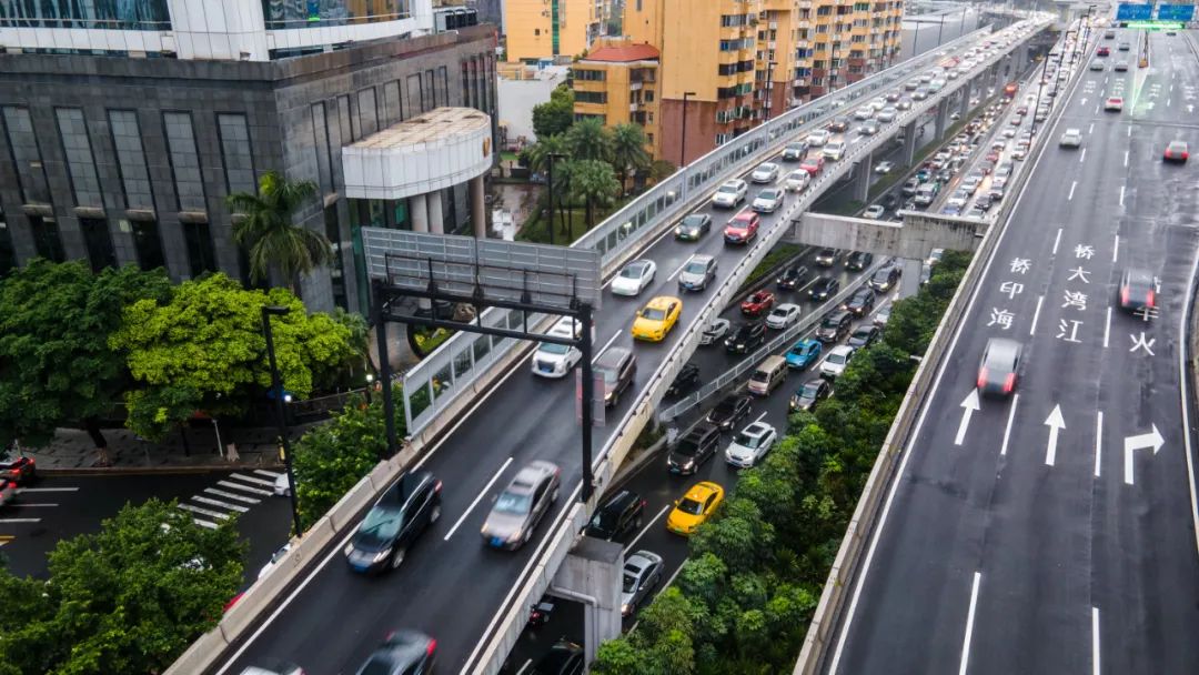 驾驶员开车拨打电话扣几分,车主请注意什么