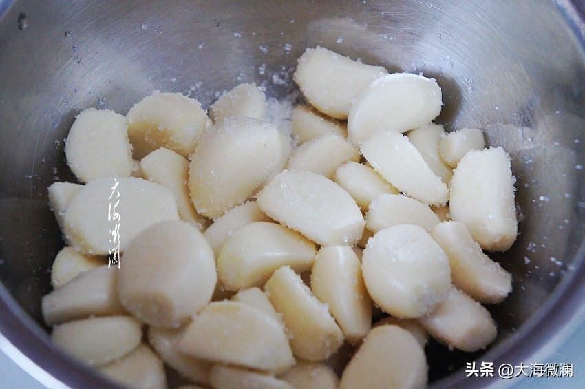 明日腊八提前祝腊八节快乐,明日腊八宜归家的意思