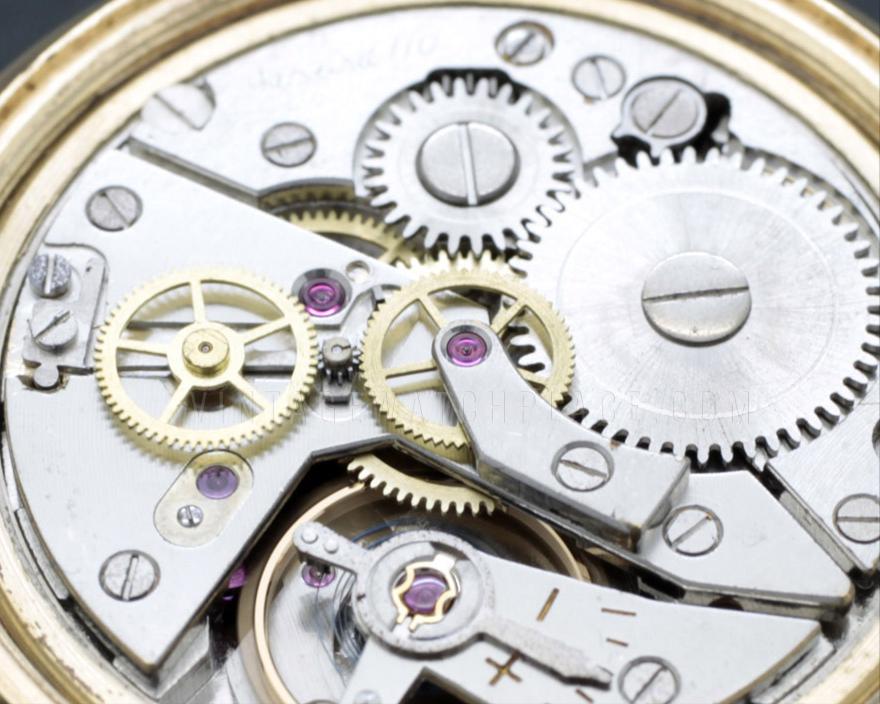 沛纳海机芯和eta机芯区别,沛纳海p1000机芯走时误差