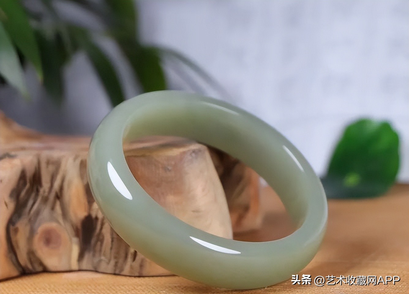 人养玉三年玉养人一生靠谱吗,为什么人能养玉玉养人