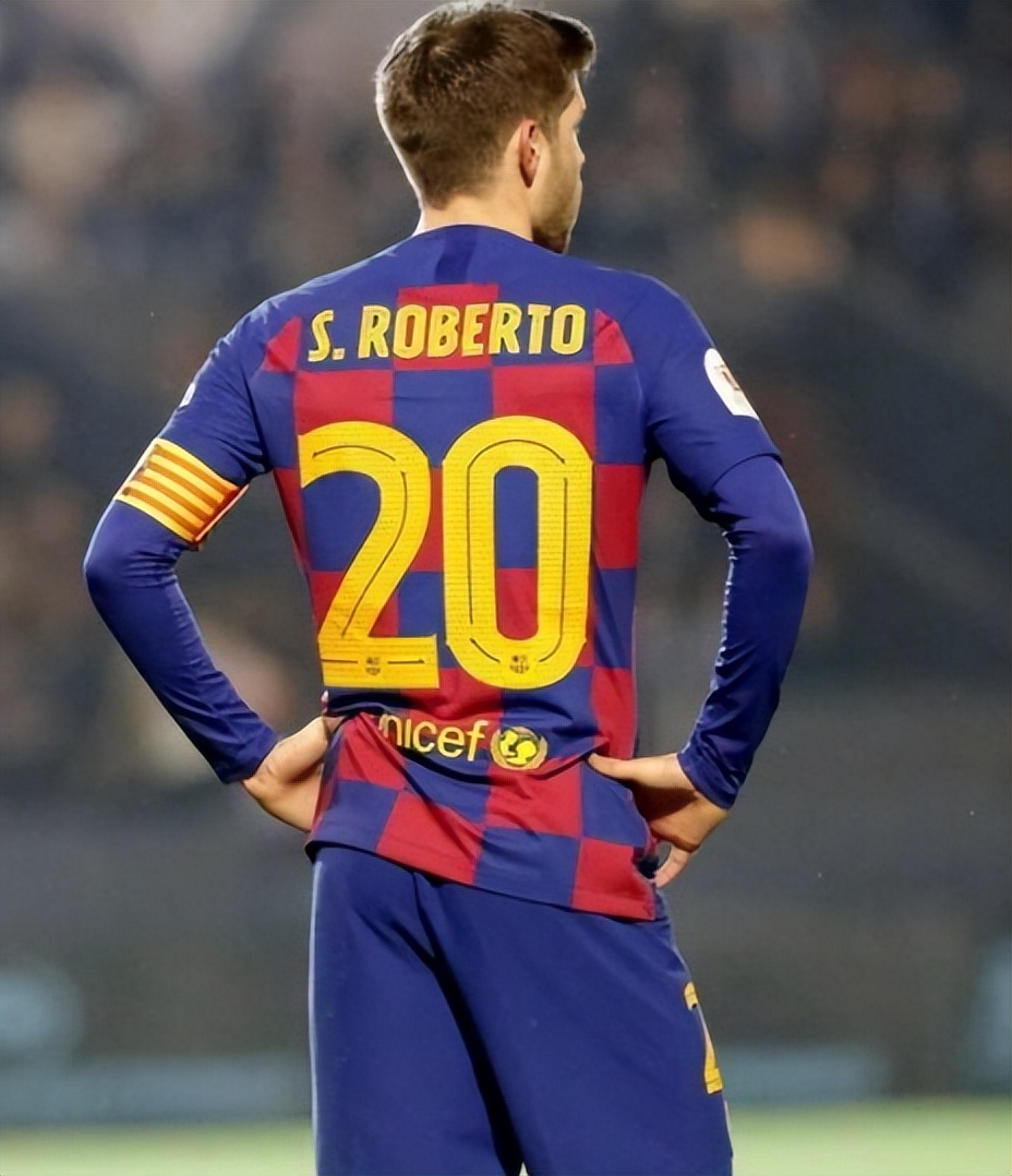 黄潜战胜巴萨,黄潜vs拜仁任意球