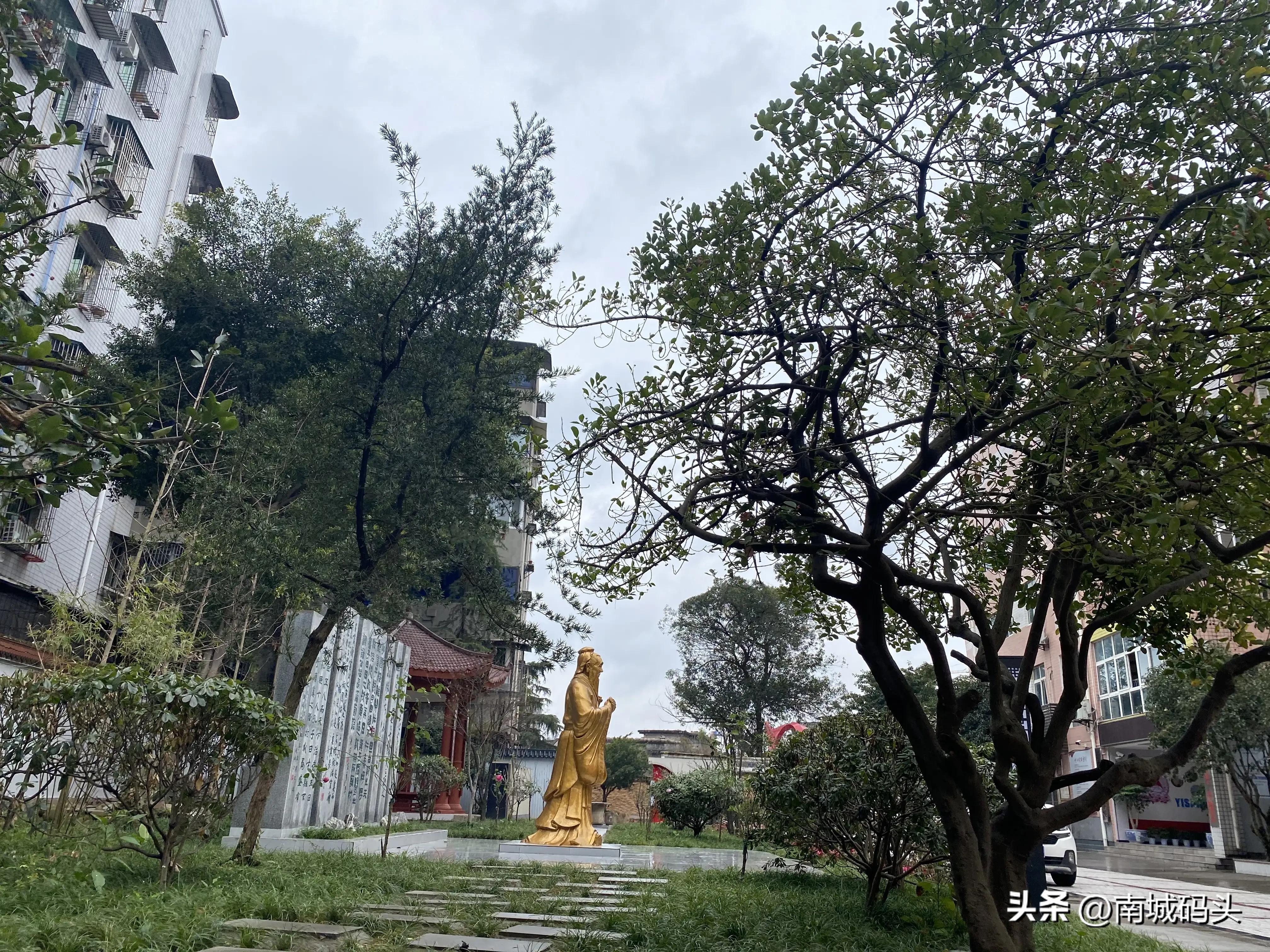 我们之间的秘密用英语怎么说,我们之间的秘密全集免费观看