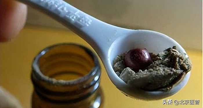 云南白药救命丹,云南白药膏藏的救命丹