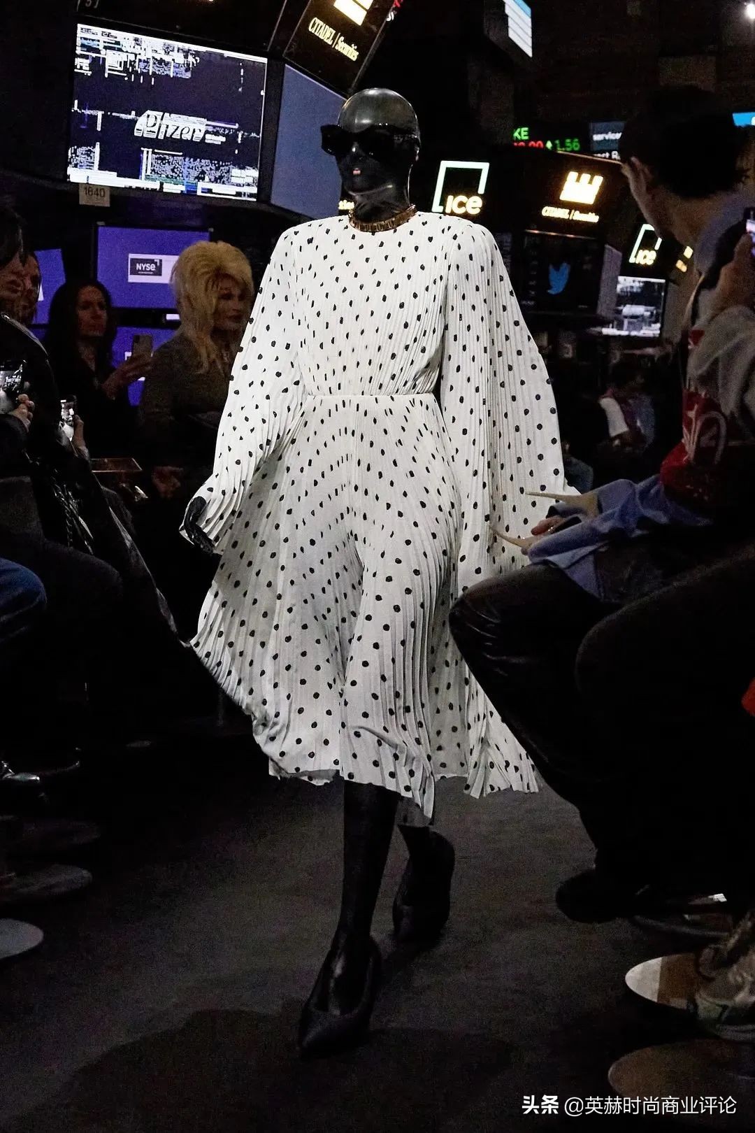 2023早春度假系列,Balenciage来到纽约证券交易所