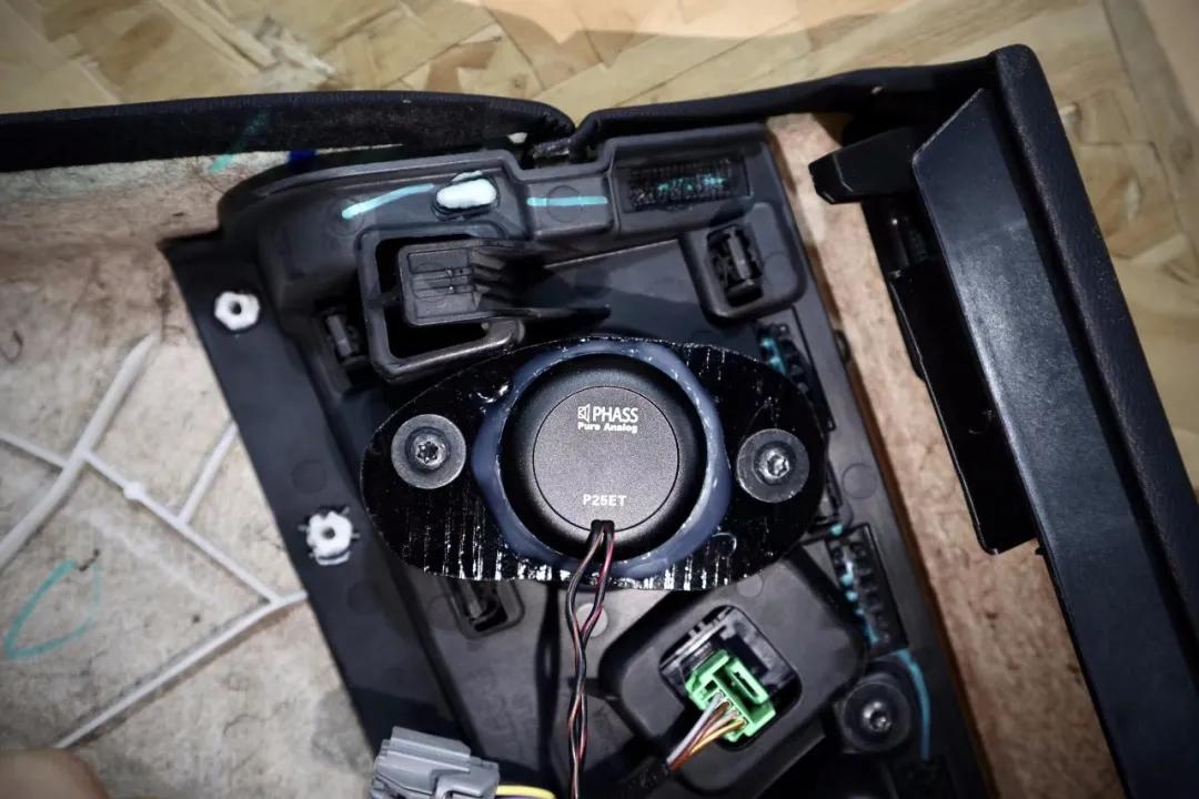 颜值与实力并存的沃尔沃xc60,沃尔沃xc60提高的不只是颜值