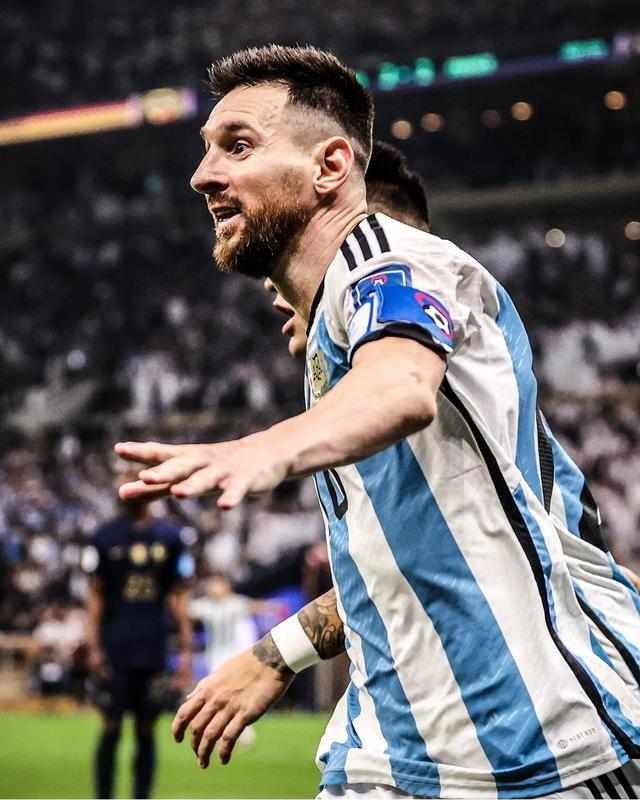 梅西领衔金球奖获得者排名,梅西入选最佳阵容2018