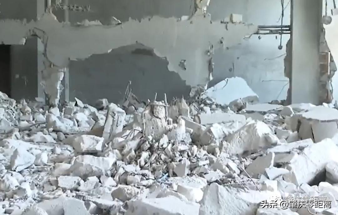 肇庆一业主装修拆墙切柱，不少住户家中开始有裂缝…