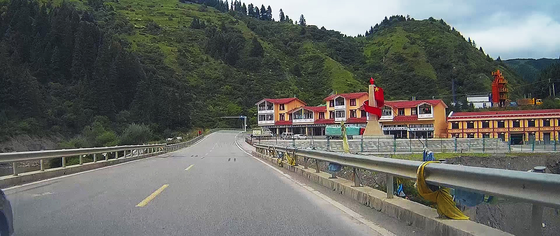 西部大草原旅游攻略,四川红原大草原自驾旅游攻略