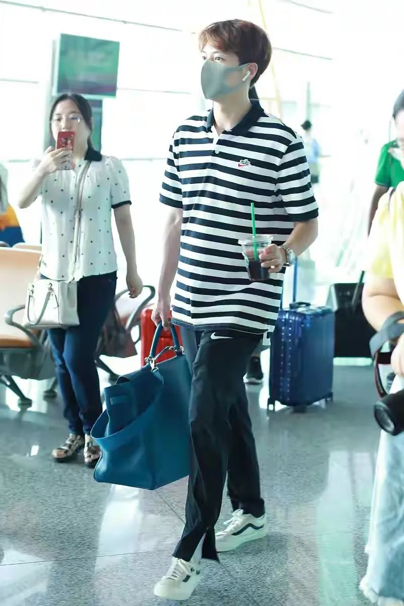 男士夏季基础款穿搭,夏季男士怎么穿得正式有品位