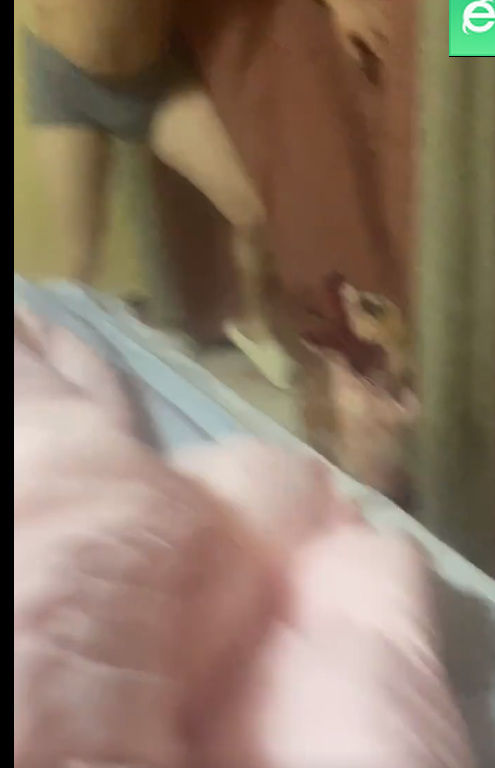 男子小区内持菜刀狂砍杀女人案,一男子拿菜刀在小区砍杀女人事件