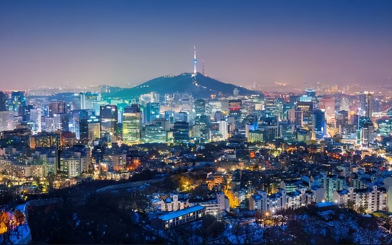 韩国内卷有多严重？学生每天只睡5小时，毕业不整容找不到工作