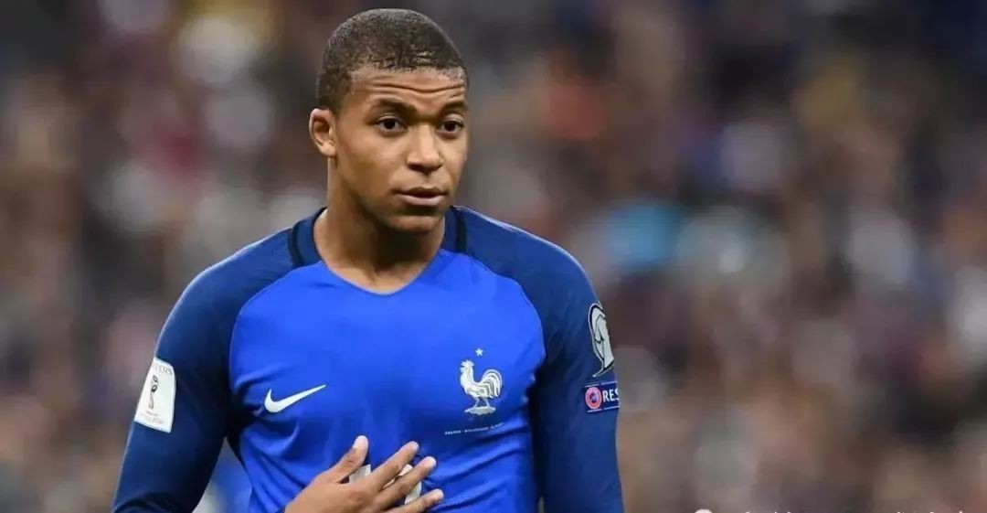 小组赛第一轮三场全胜,西班牙小组失利第一局夺得冠军