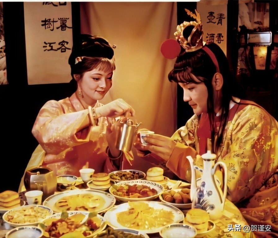 杨幂赵丽颖吻戏,赵丽颖拍吻戏什么表现