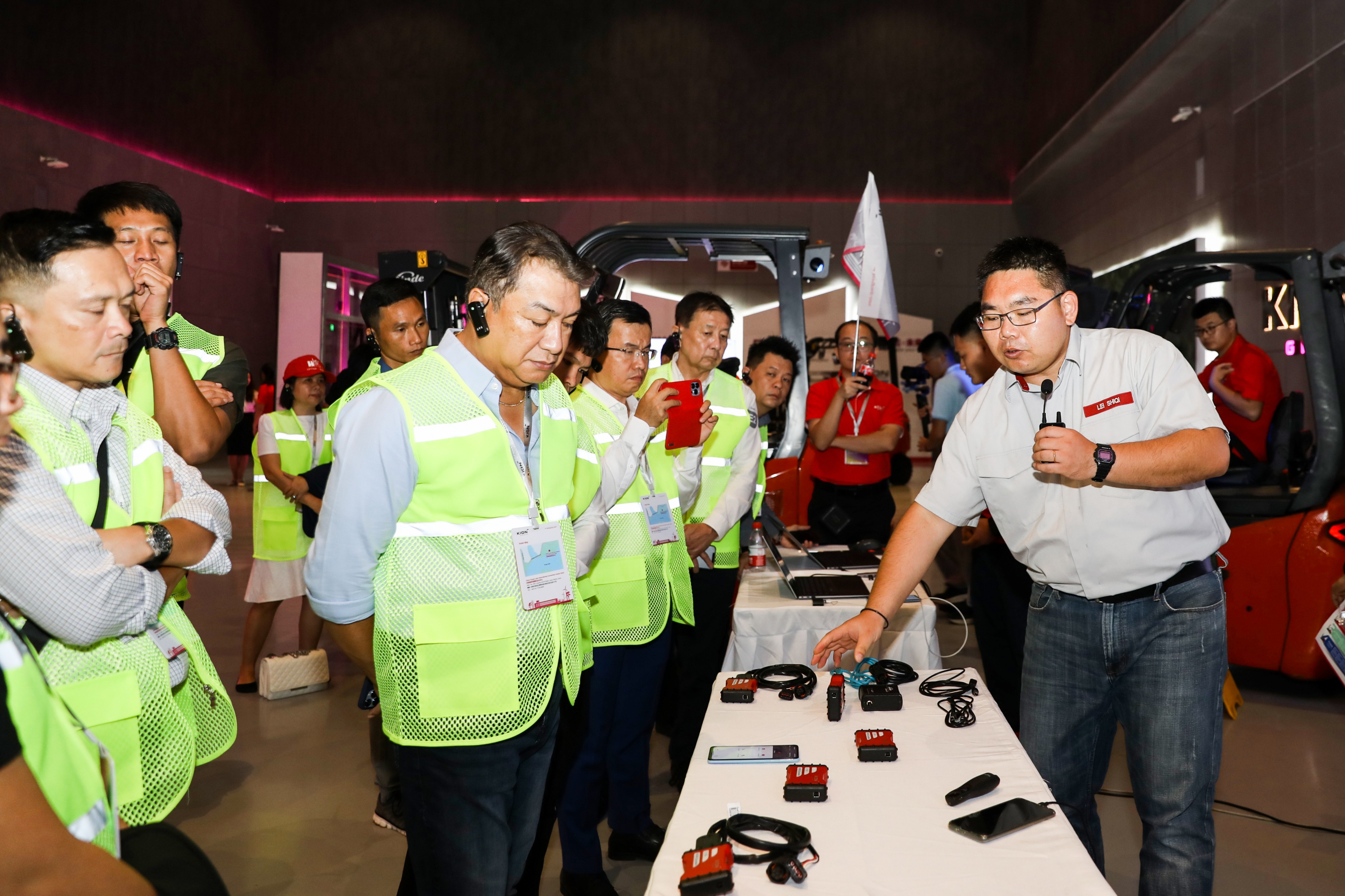 深耕中国,聚力笃行|林德物料搬运举办在华三十周年庆典