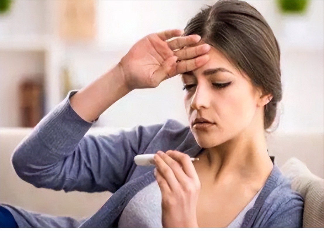 胆囊结石看中医还是西医好,胆囊有泥沙样结石中医怎么治疗