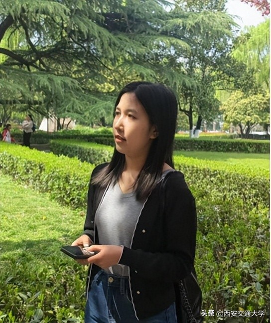 “春见”仙交，樱寄情思