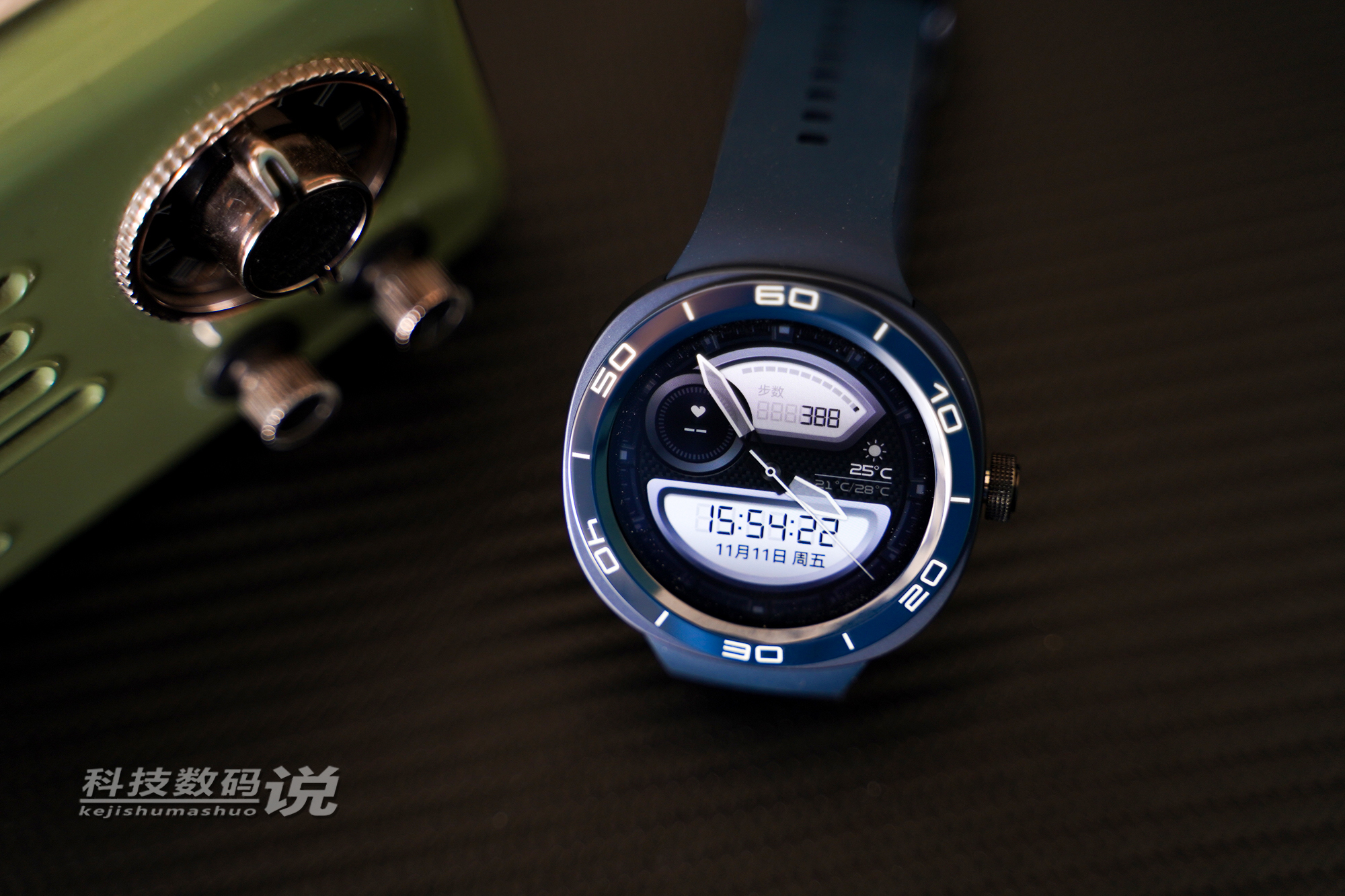 华为watchgtcyber曜金黑评测,现在买华为watchgt还是等新款